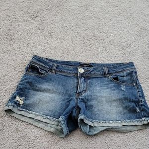 FOREVER 21 JEAN SHORTS